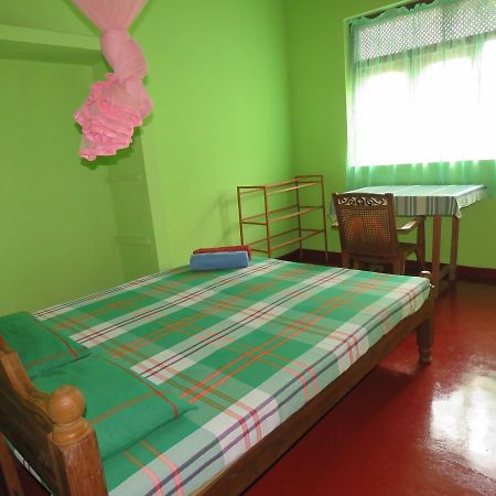Hikkaduwa Home Stay Екстериор снимка